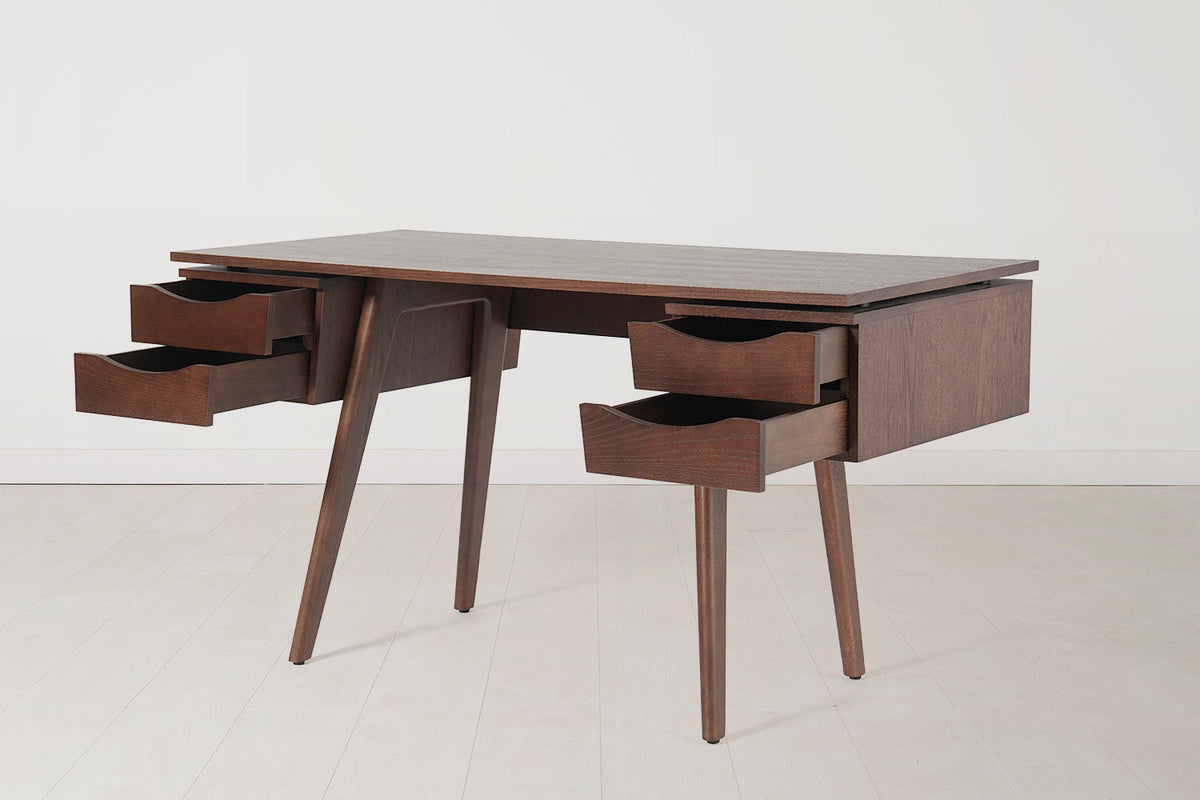 Schreibtisch 03, Nussbaum