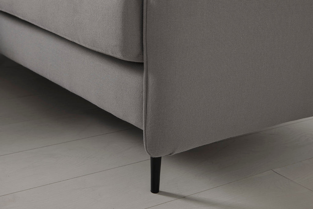 Modell 19 3-Sitzer Sofa mit Ottoman, Risso