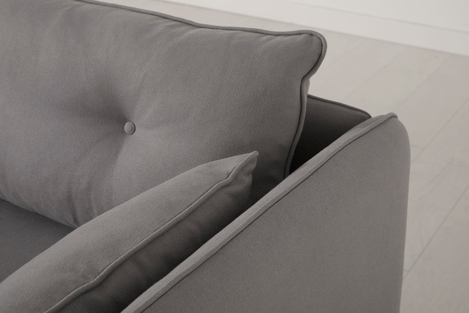 Modell 19 3-Sitzer Sofa mit Ottoman, Risso