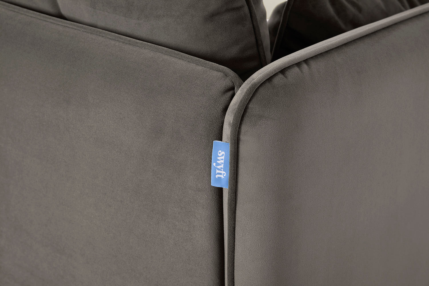 Modell 19 3-Sitzer Sofa mit Ottoman, Elephant