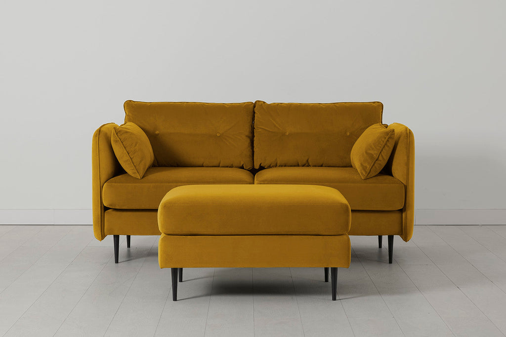 Modell 19 Zweisitzer-Sofa mit Ottoman, Senffarben