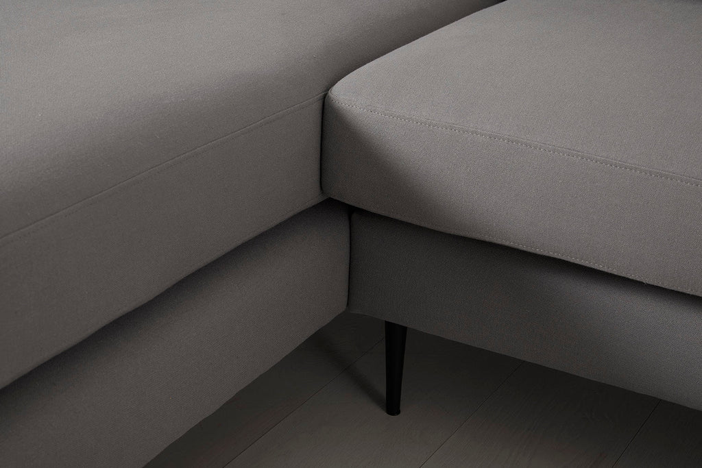 Modell 19 3-Sitzer-Sofa mit Chaise Longue rechts, Risso
