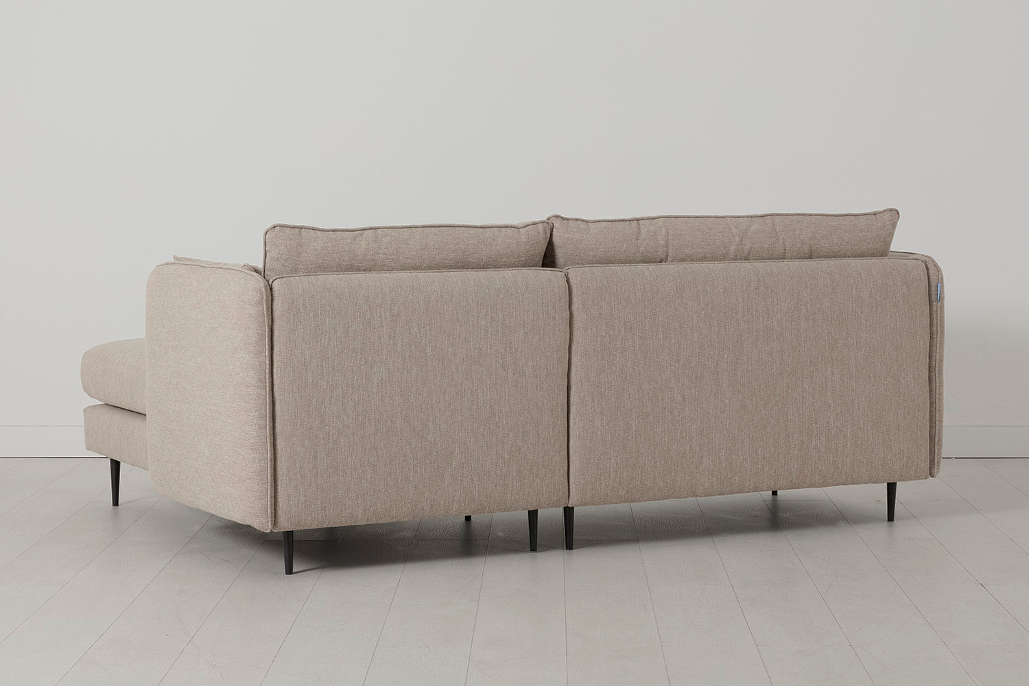 Modell 19 3-Sitzer Sofa mit rechter Chaise, Pumice
