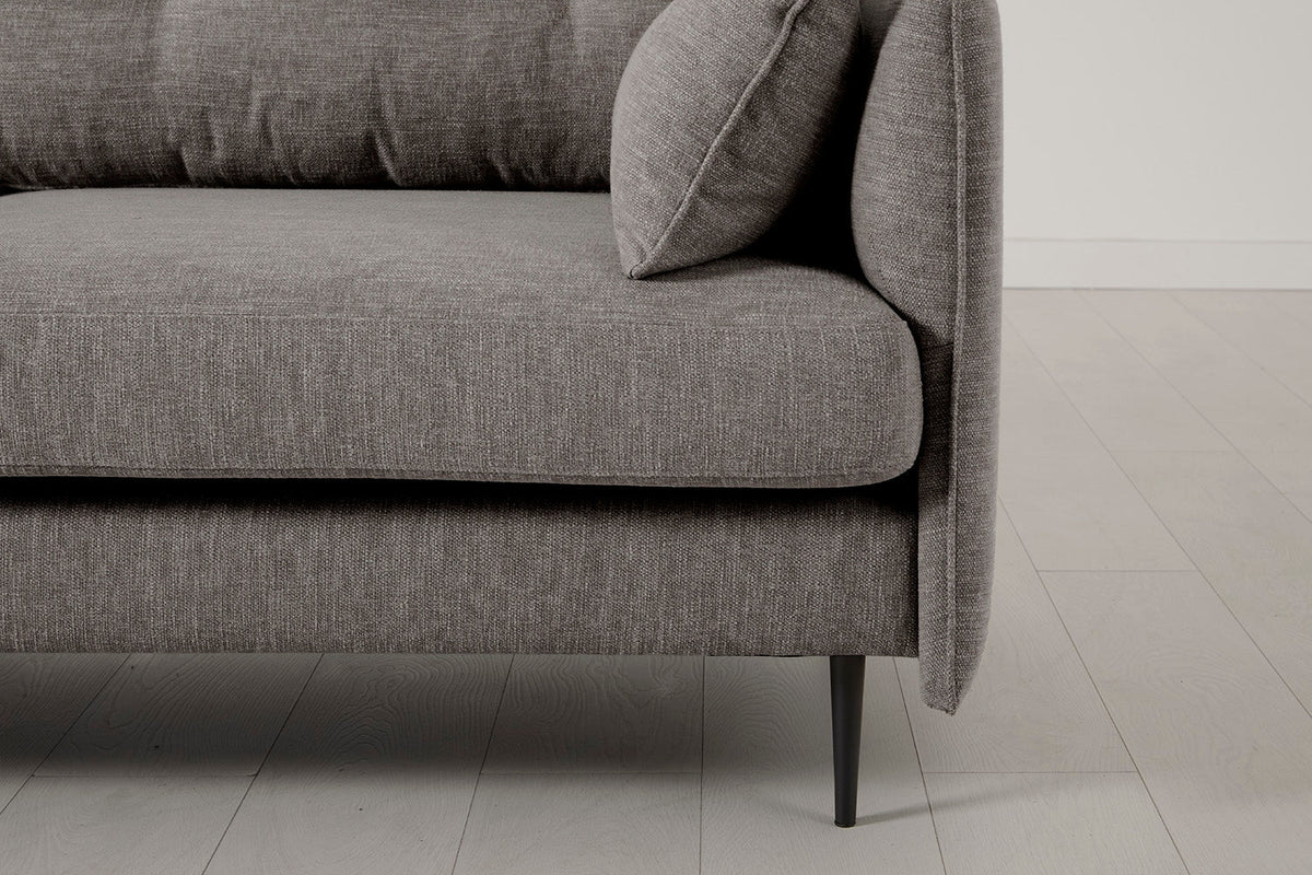 Modell 19 Dreisitzer-Sofa mit Ottomane, Shadow