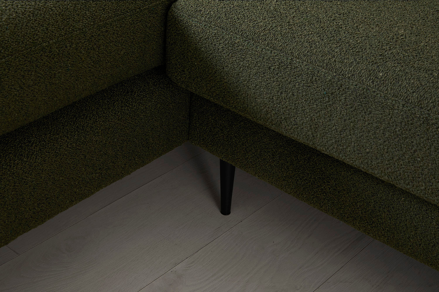 Modell 19 Dreisitzer Sofa mit linker Chaiselongue, Farn