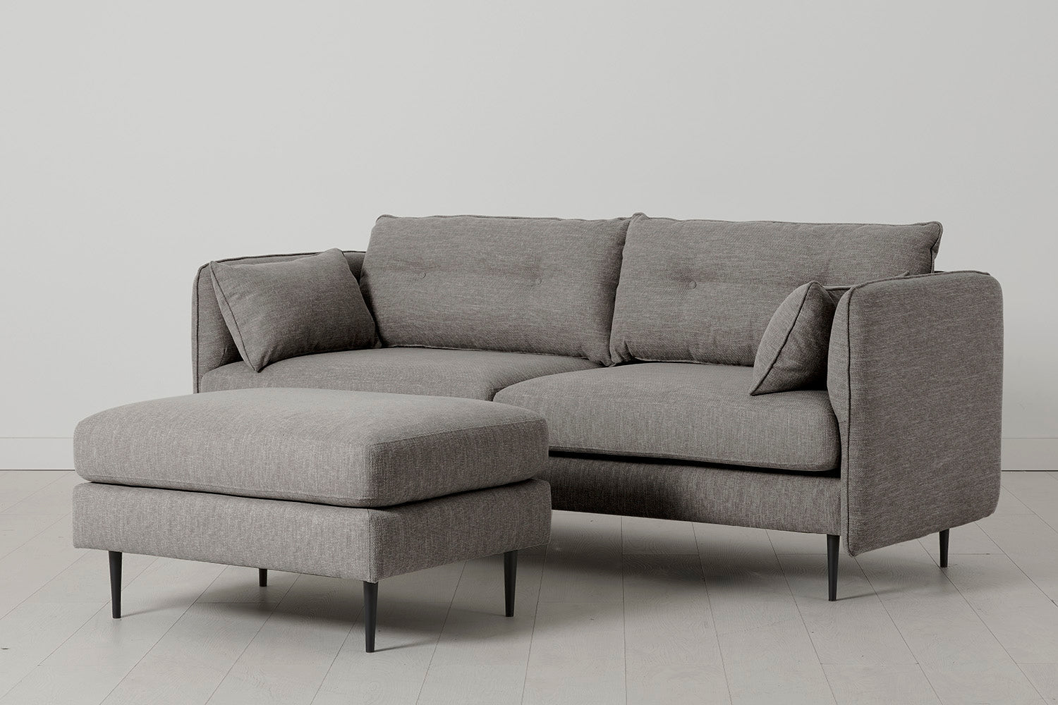 Modell 19 Dreisitzer-Sofa mit Ottomane, Shadow