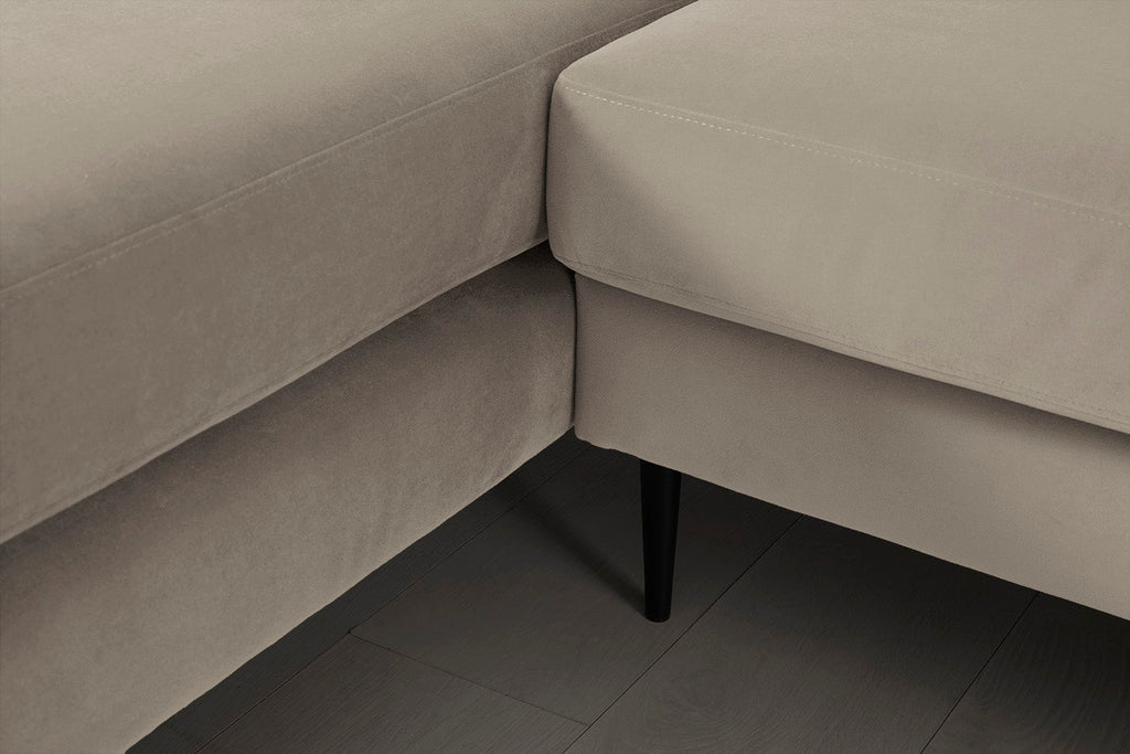 Modell 19 Dreisitzer-Sofa mit Recamiere rechts, Bone